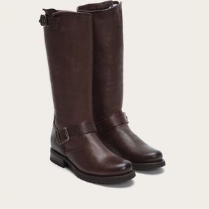 NWOT Frye Veronica Boot